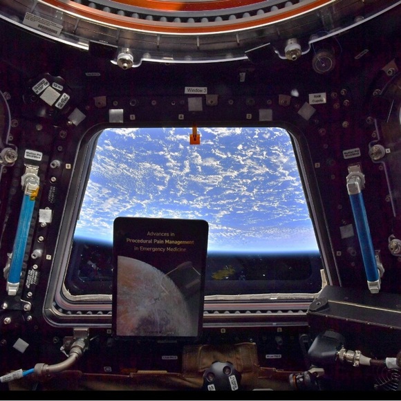 Meet your Posher - Picture 7 of 8